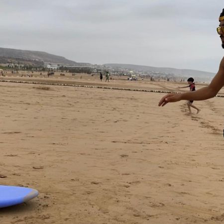 Yasurf Guesthouse Taghazout Bagian luar foto