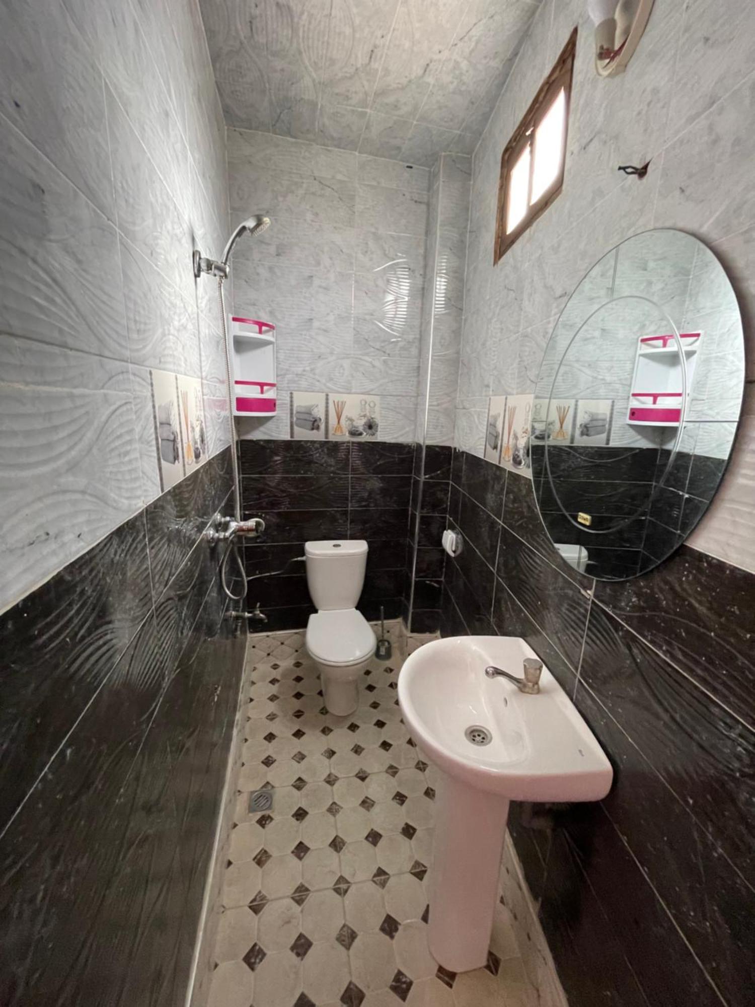 Yasurf Guesthouse Taghazout Bagian luar foto